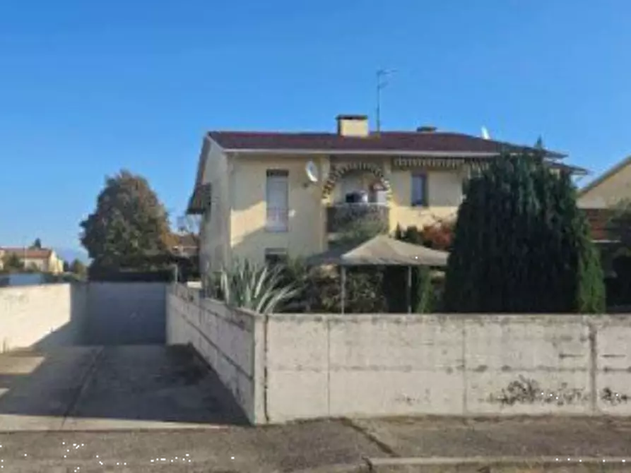 Immagine 12 di Appartamento in vendita  in Via Lugo di Roma a Nervesa Della Battaglia