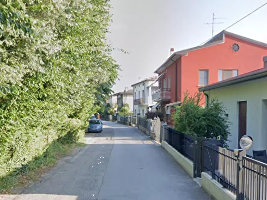 Immagine 33 di Appartamento in vendita  in Via Galileo Galilei a Lavagno