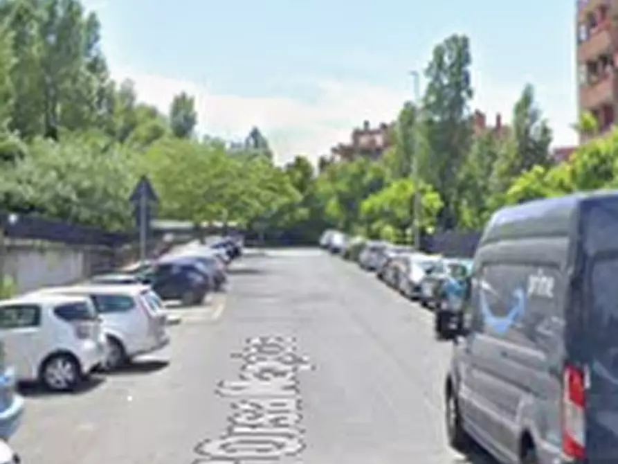 Immagine 6 di Appartamento in vendita  in Via dell'Orsa Maggiore a Roma