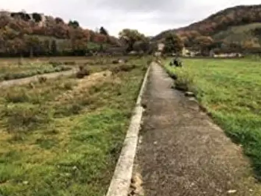Immagine 2 di Terreno edificabile in vendita  in Località La Palazzina a Urbania