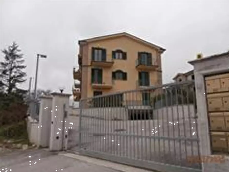 Immagine 2 di Appartamento in vendita  in  Contrada Palombara a Montegiorgio