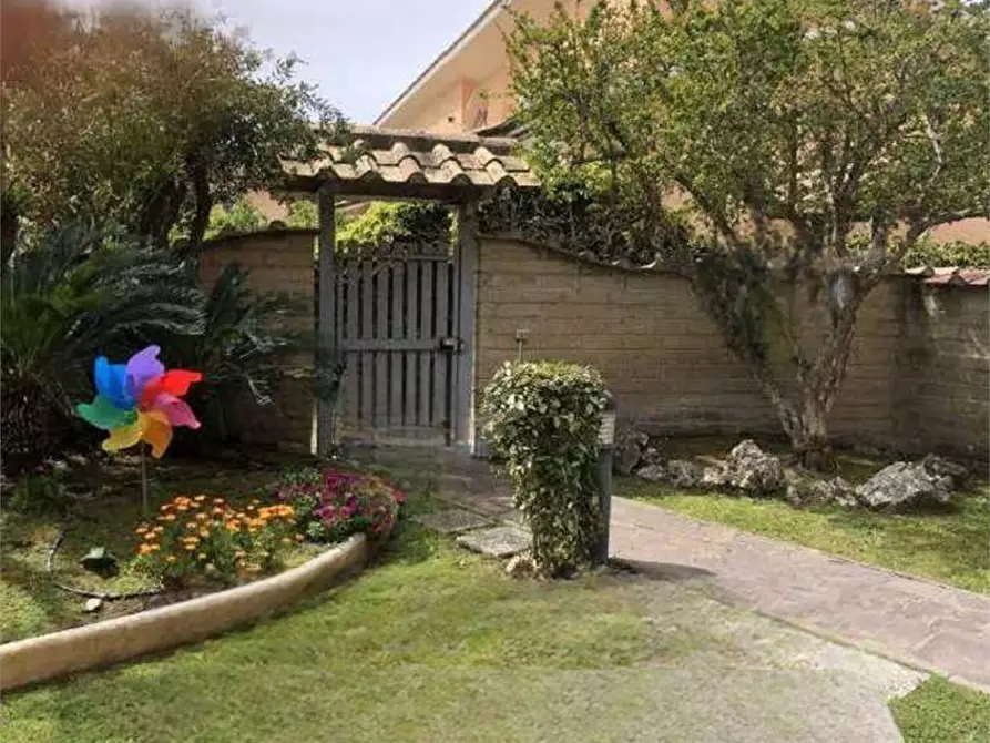 Immagine 5 di Casa bifamiliare in vendita  in Via Antonio Viri a Roma