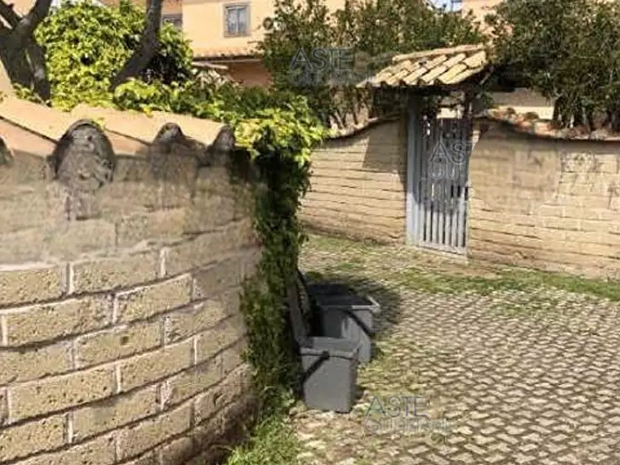 Immagine 10 di Casa bifamiliare in vendita  in Via Antonio Viri a Roma