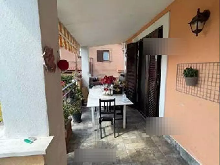Immagine 3 di Appartamento in vendita  in Via Balsorano a Roma