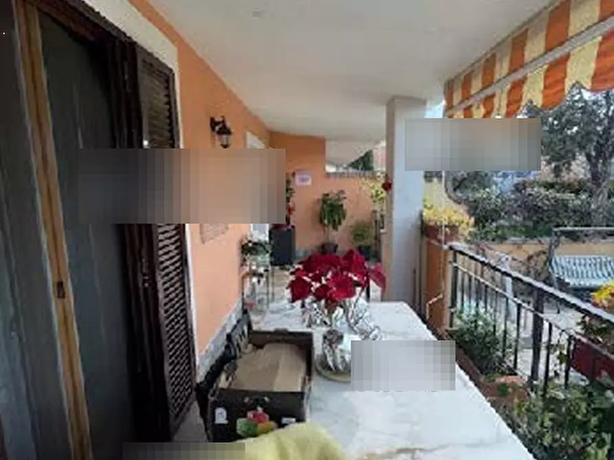Immagine 4 di Appartamento in vendita  in Via Balsorano a Roma