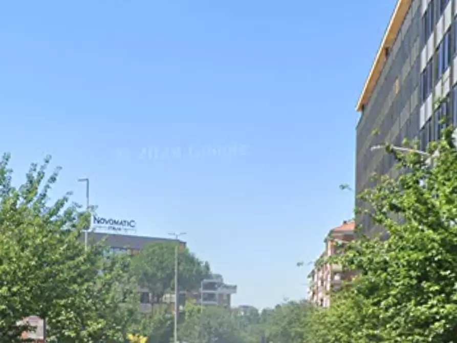 Immagine 19 di Posto auto in vendita  in Via Adolfo Ravà a Roma