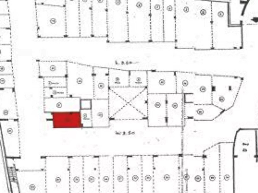 Immagine 24 di Posto auto in vendita  in Via Adolfo Ravà a Roma