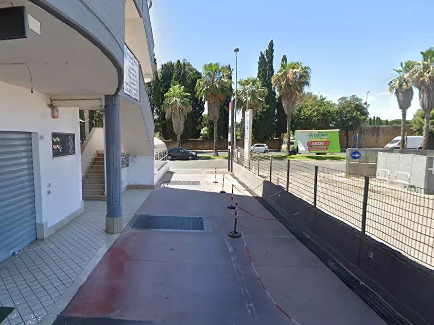 Immagine 13 di Magazzino in vendita  in Via Santa Maria a Nettuno