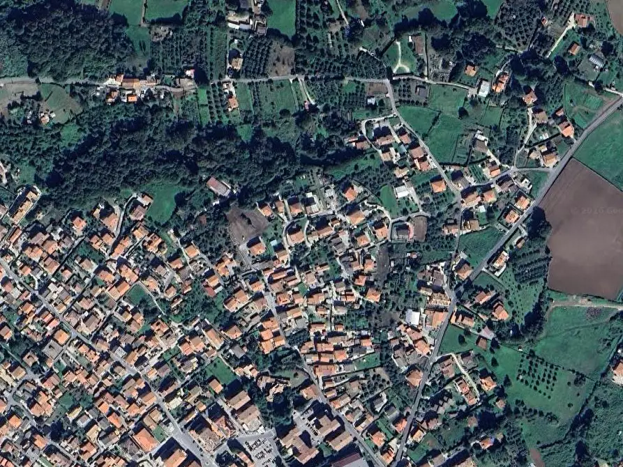 Immagine 14 di Appartamento in vendita  in Piazza Ugo la Malfa a Lariano