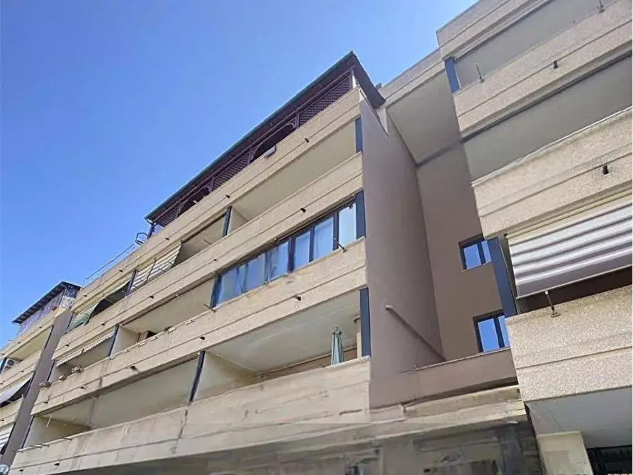 Immagine 1 di Appartamento in vendita  in Via Carlo Bernardo Mosca a Roma