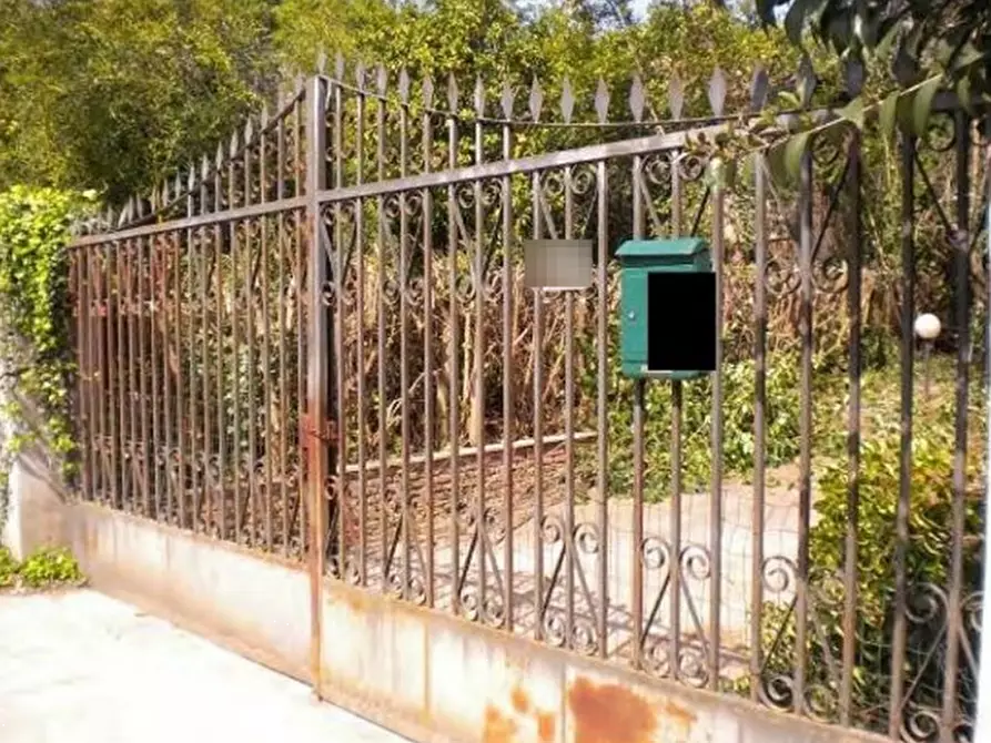 Immagine 2 di Villa in vendita  in Via Paganico a Velletri