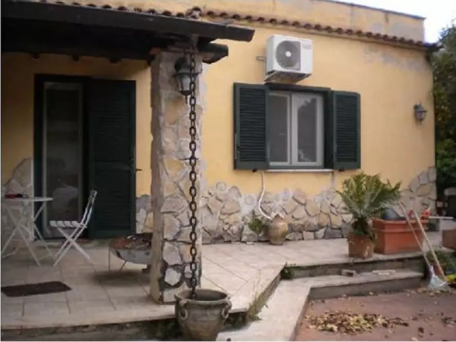 Immagine 3 di Villa in vendita  in Via Paganico a Velletri