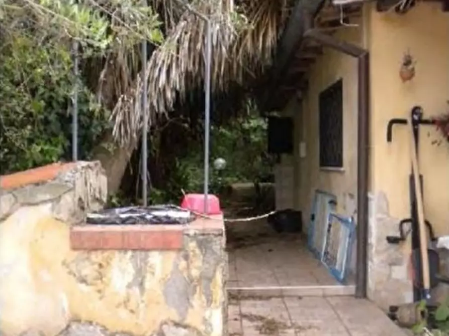 Immagine 5 di Villa in vendita  in Via Paganico a Velletri