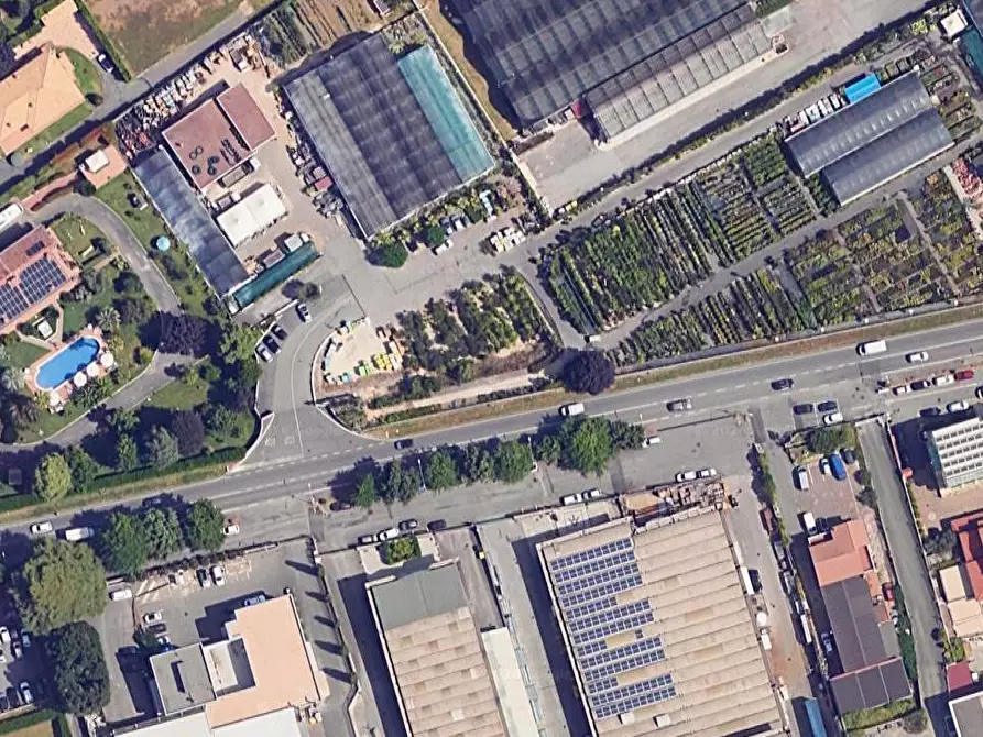 Immagine 19 di Negozio in vendita  in Via Maremmana III a Montecompatri