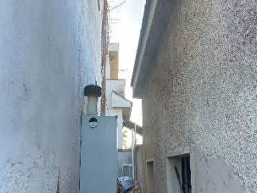 Immagine 24 di Villa in vendita  in Via jenne a Anzio