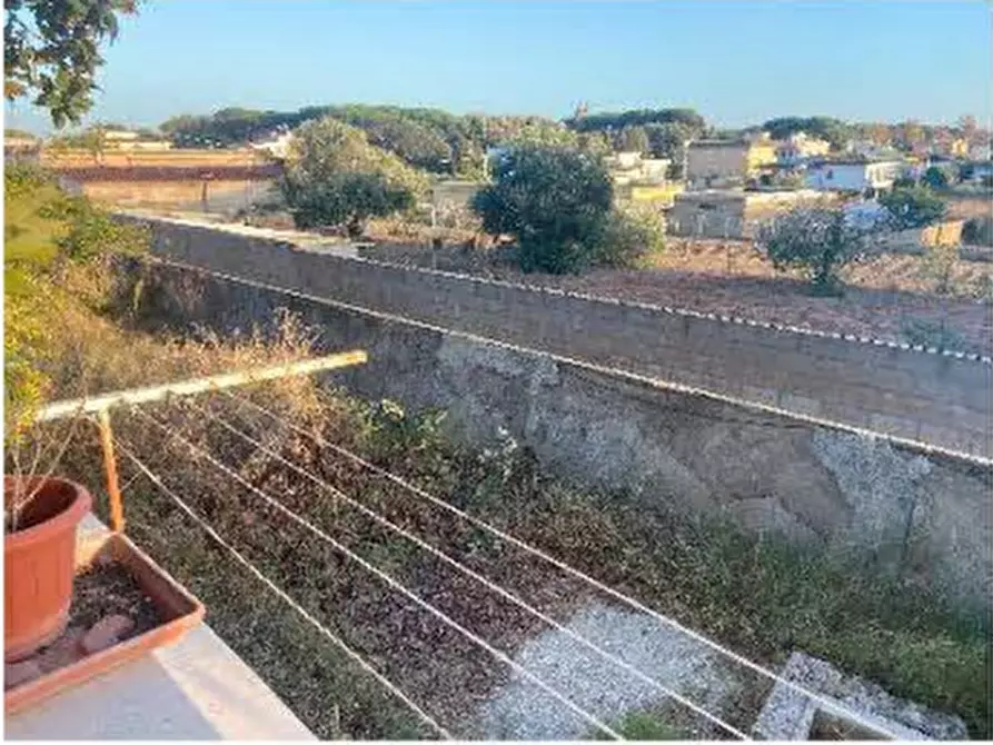 Immagine 30 di Villa in vendita  in Via jenne a Anzio