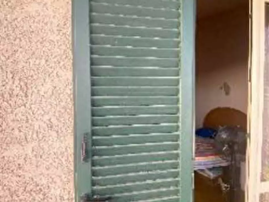 Immagine 36 di Villa in vendita  in Via jenne a Anzio