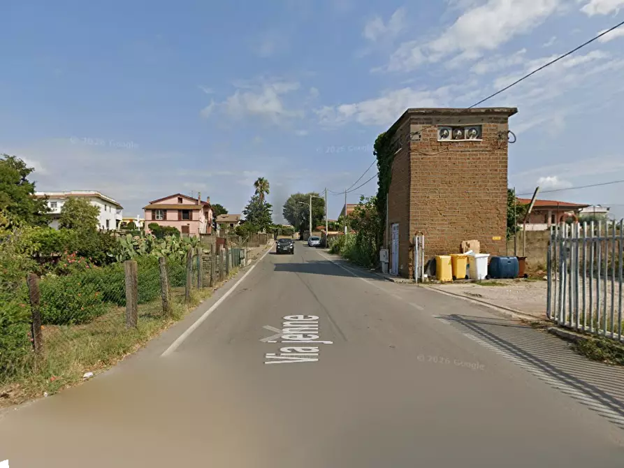 Immagine 40 di Villa in vendita  in Via jenne a Anzio