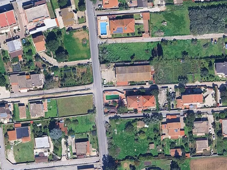 Immagine 48 di Villa in vendita  in Via jenne a Anzio