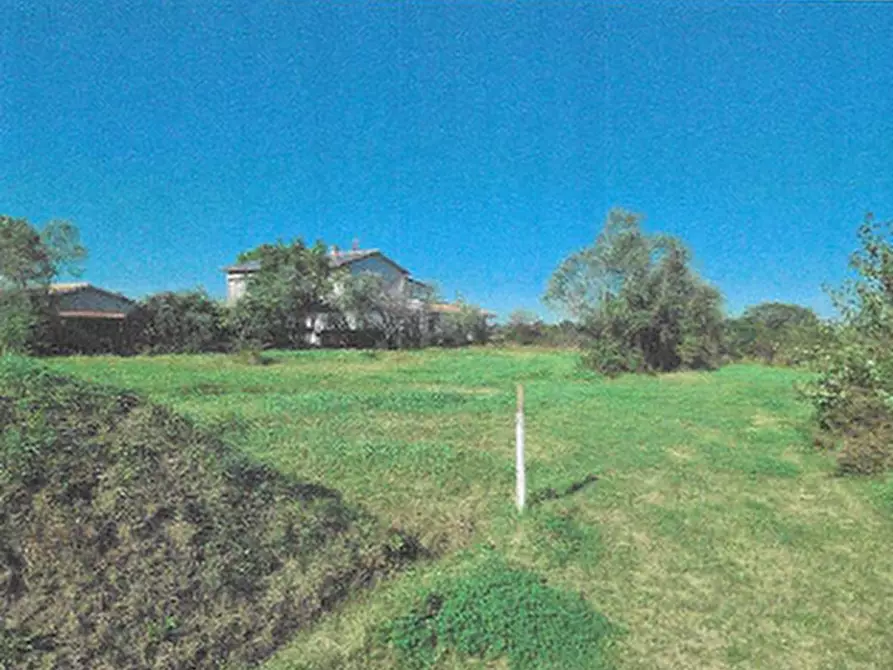 Immagine 2 di Terreno edificabile in vendita  in Via Ignazio Silone a Castiglione Del Lago