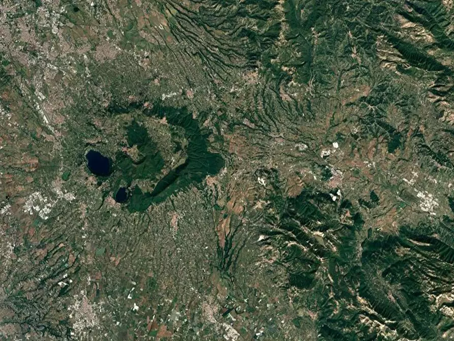 Immagine 8 di Appartamento in vendita  in Via Castello d'Ariano a Lariano