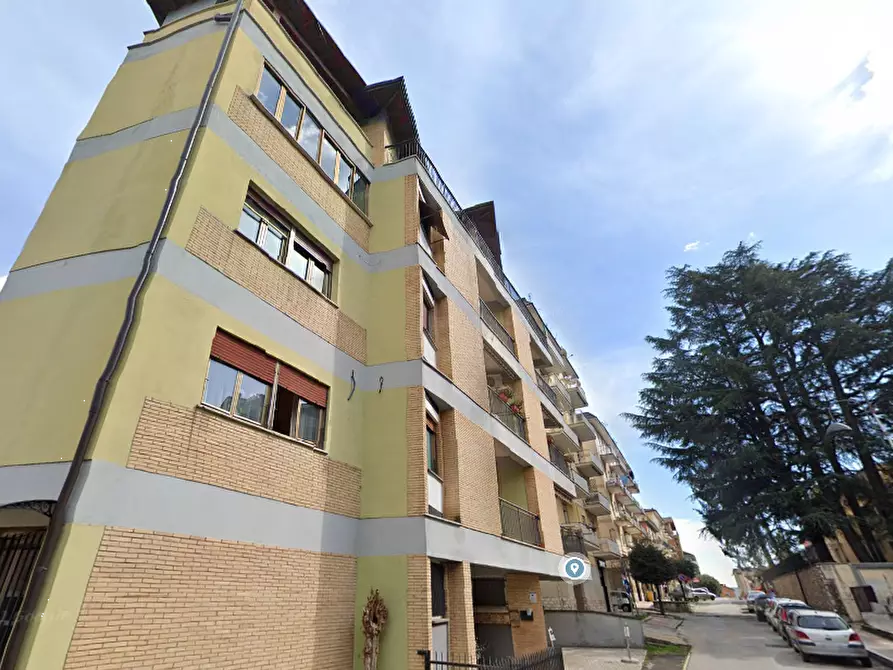 Immagine 3 di Appartamento in vendita  in Via Giuseppe di Vittorio a Artena