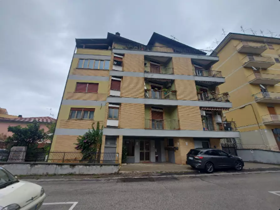 Immagine 1 di Appartamento in vendita  in Via Giuseppe di Vittorio a Artena