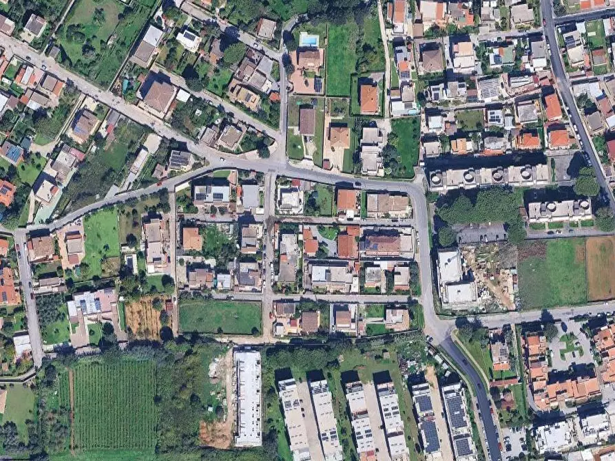 Immagine 8 di Casa indipendente in vendita  in Via Monte Catinaccio a Nettuno