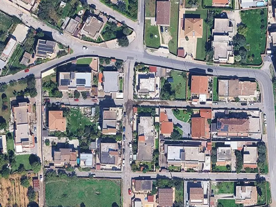 Immagine 2 di Casa indipendente in vendita  in Via Monte Catinaccio a Nettuno