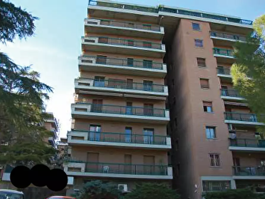 Immagine 1 di Magazzino in vendita  in Via Vittorio Emanuele Orlando a Perugia