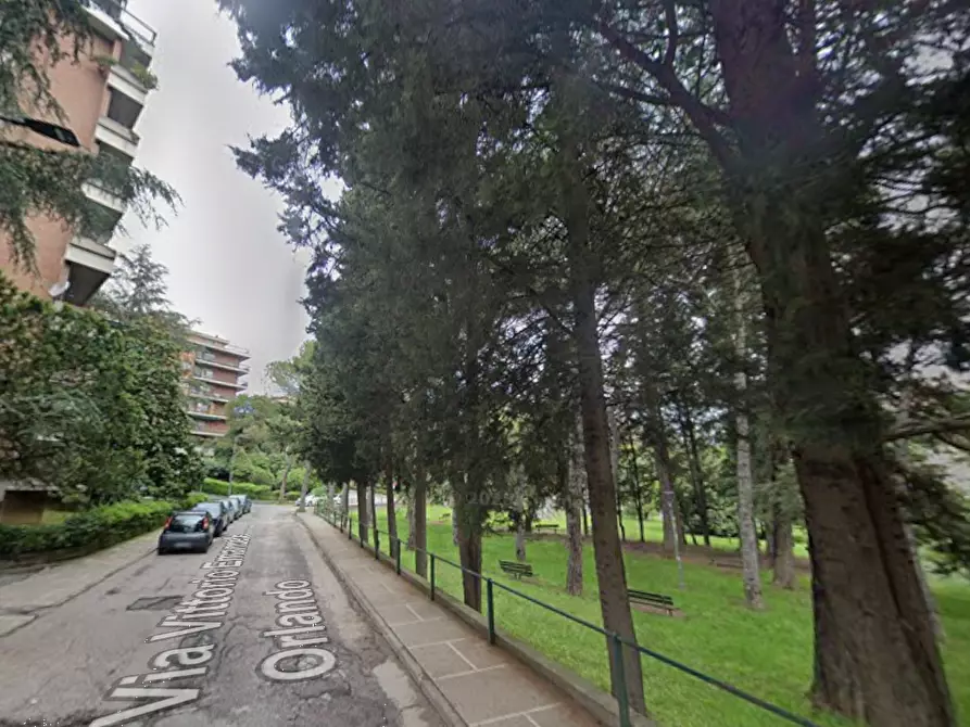 Immagine 9 di Magazzino in vendita  in Via Vittorio Emanuele Orlando a Perugia