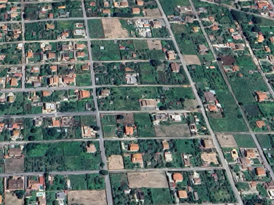 Immagine 18 di Negozio in vendita  in Via Roascio a Roma