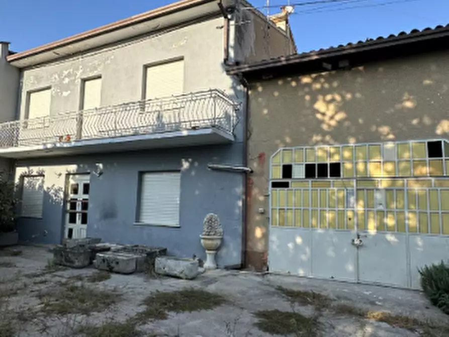 Immagine 1 di Appartamento in vendita  in Via Alcide de Gasperi a San Pietro Di Morubio