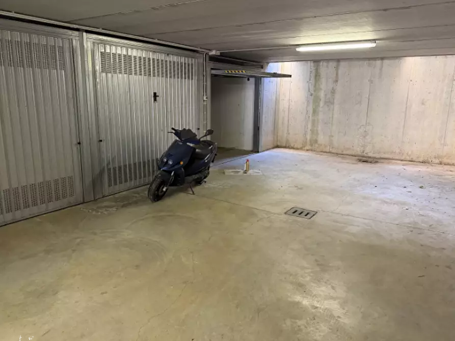 Immagine 7 di Appartamento in vendita  in Via Rissette a Lazise