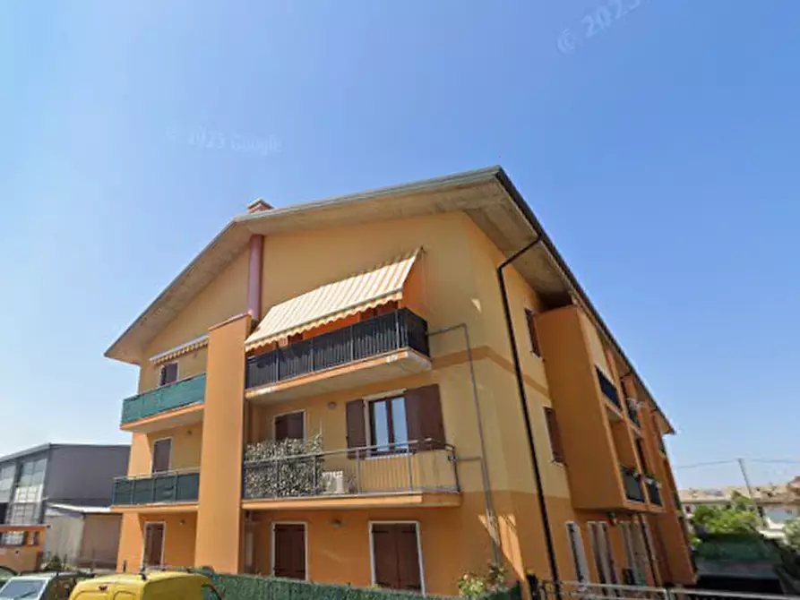 Immagine 2 di Appartamento in vendita  in Via Galileo Galilei a Lavagno