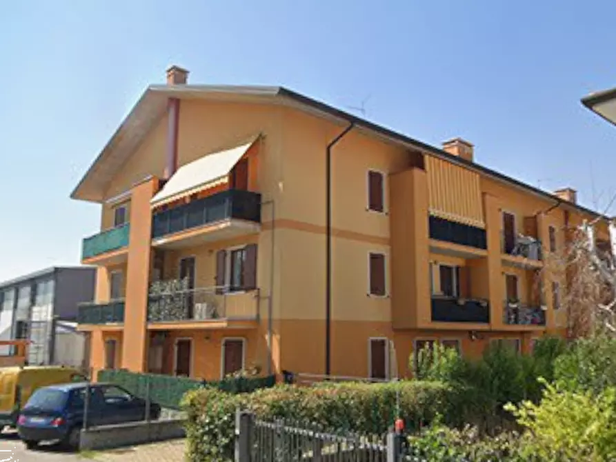 Immagine 10 di Appartamento in vendita  in Via Galileo Galilei a Lavagno