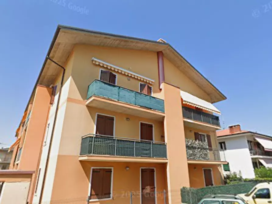 Immagine 13 di Appartamento in vendita  in Via Galileo Galilei a Lavagno
