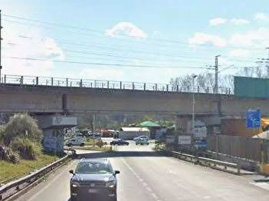 Immagine 6 di Stabile in vendita  in Via Palianese  a Colleferro