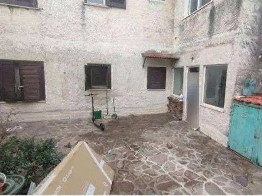 Immagine 1 di Appartamento in vendita  in Viale Roma a Anzio