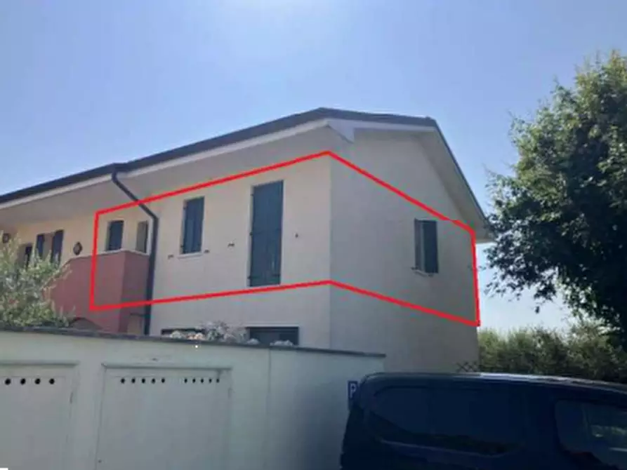 Immagine 2 di Appartamento in vendita  in Via Erino Girelli a Bussolengo