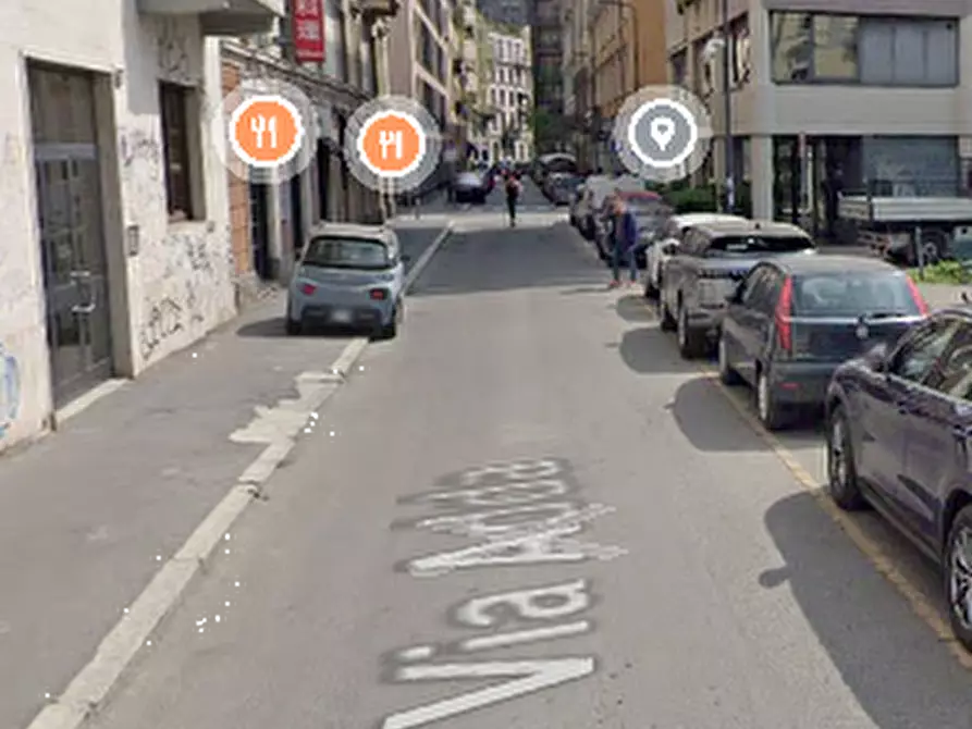 Immagine 5 di Posto auto in vendita  in Via Adda a Milano