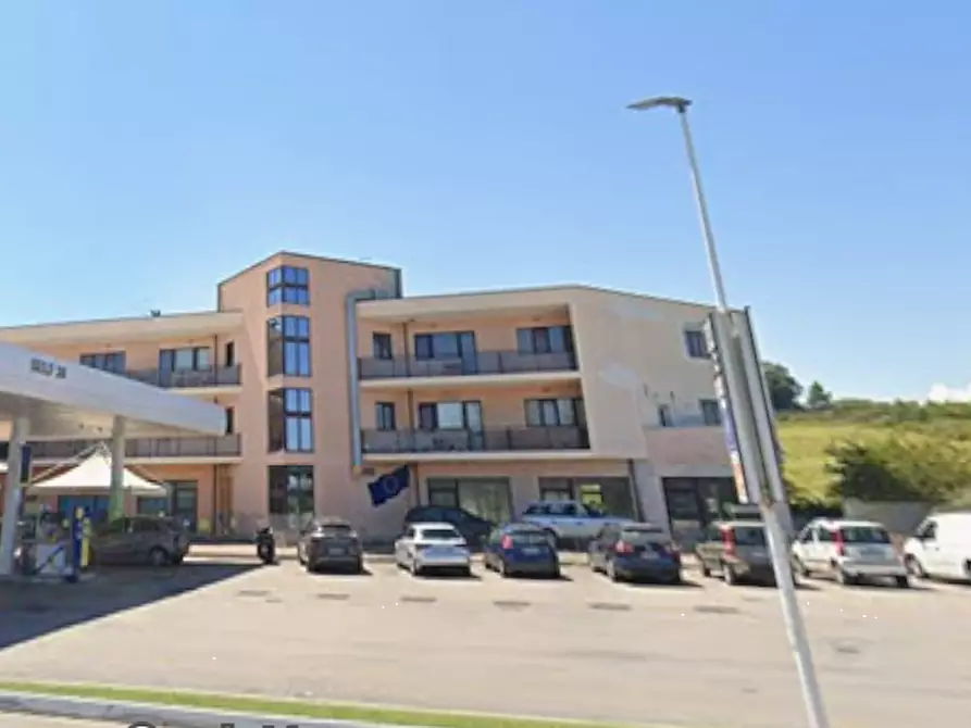 Immagine 3 di Ufficio in vendita  in Via Camillo Benso Cavour a Porto Sant'elpidio