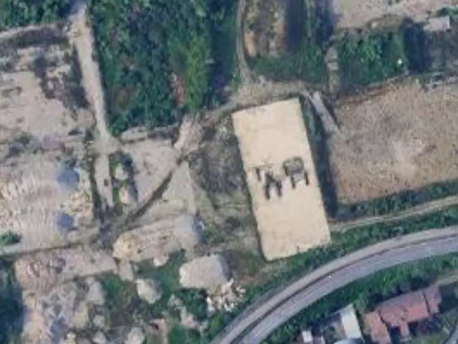 Immagine 11 di Posto auto in vendita  in Via Ernesto Baslini a Treviglio