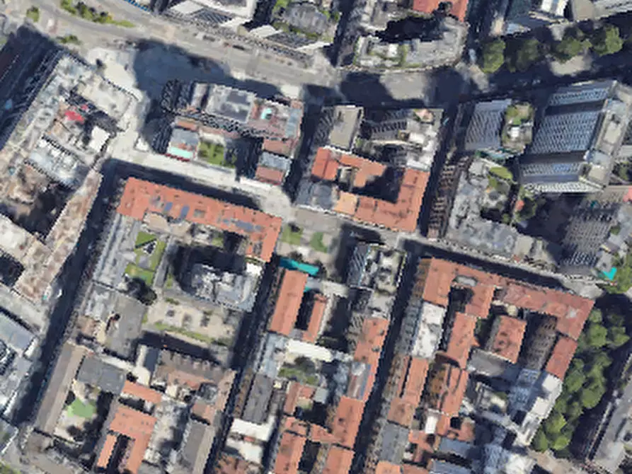 Immagine 10 di Posto auto in vendita  in Via Adda a Milano