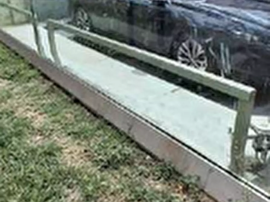 Immagine 4 di Posto auto in vendita  in Via Adda a Milano