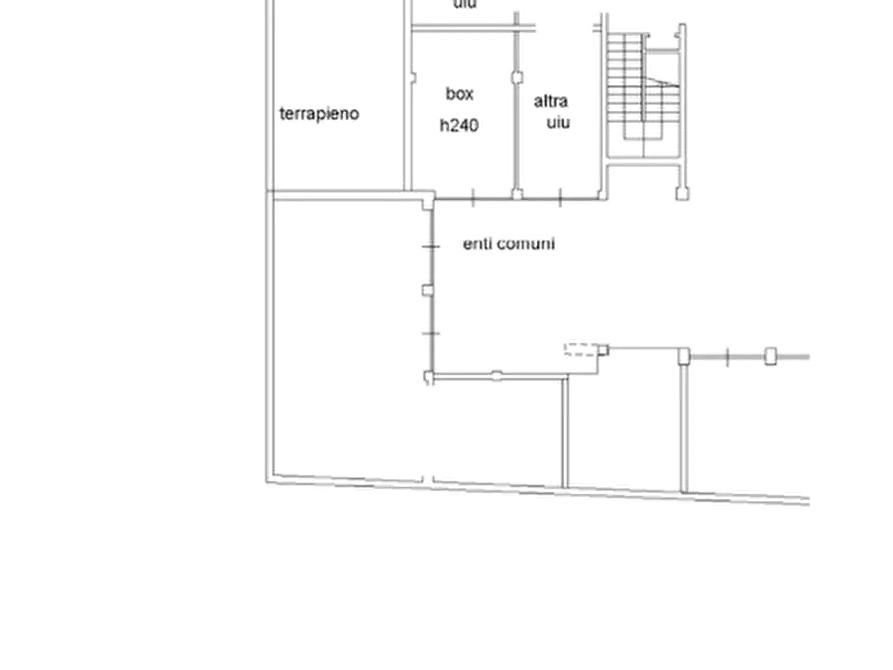 Immagine 2 di Garage in vendita  in Via Milano a Treviglio