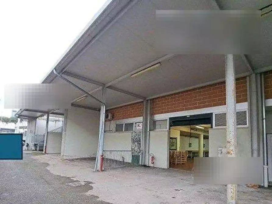 Immagine 3 di Ufficio in vendita  in Via Tivoli a Roma