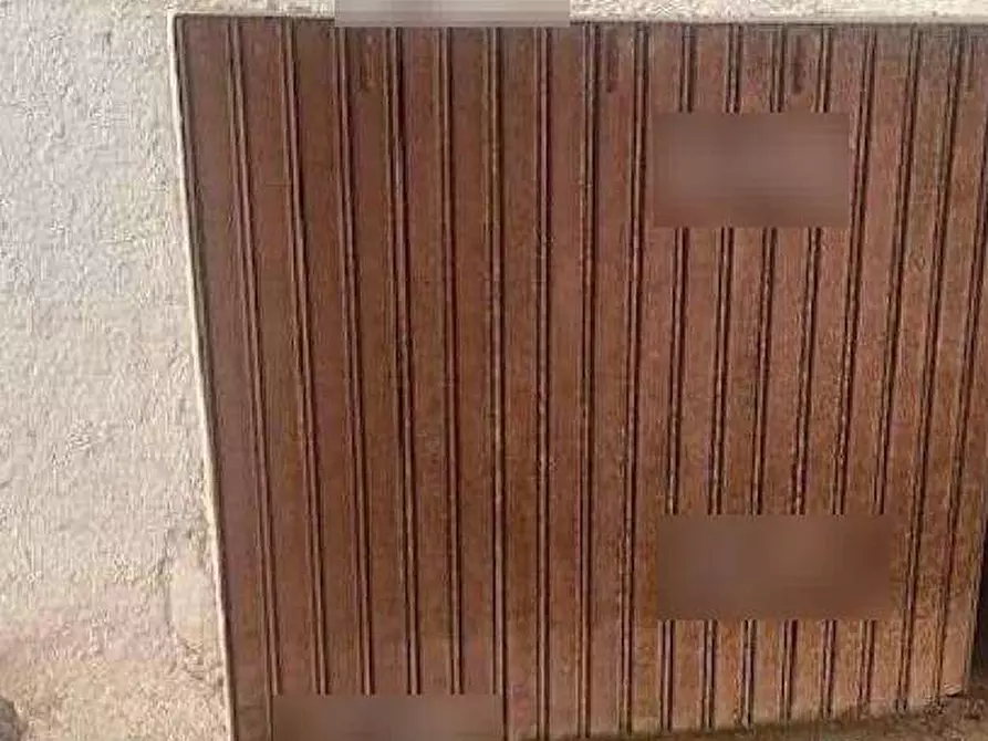 Immagine 2 di Garage in vendita  in Piazza Scipione Africano a Roma