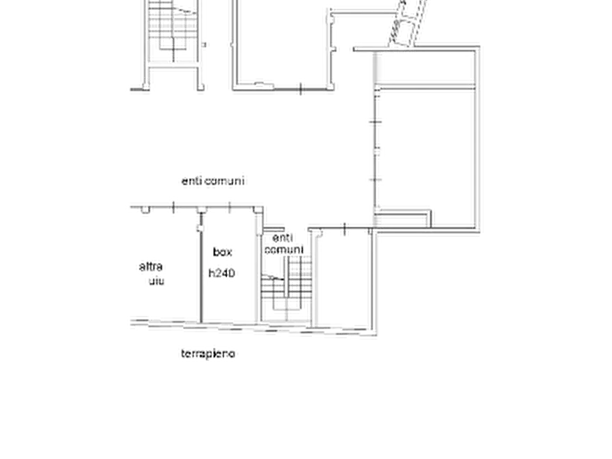 Immagine 11 di Garage in vendita  in Via Milano a Treviglio