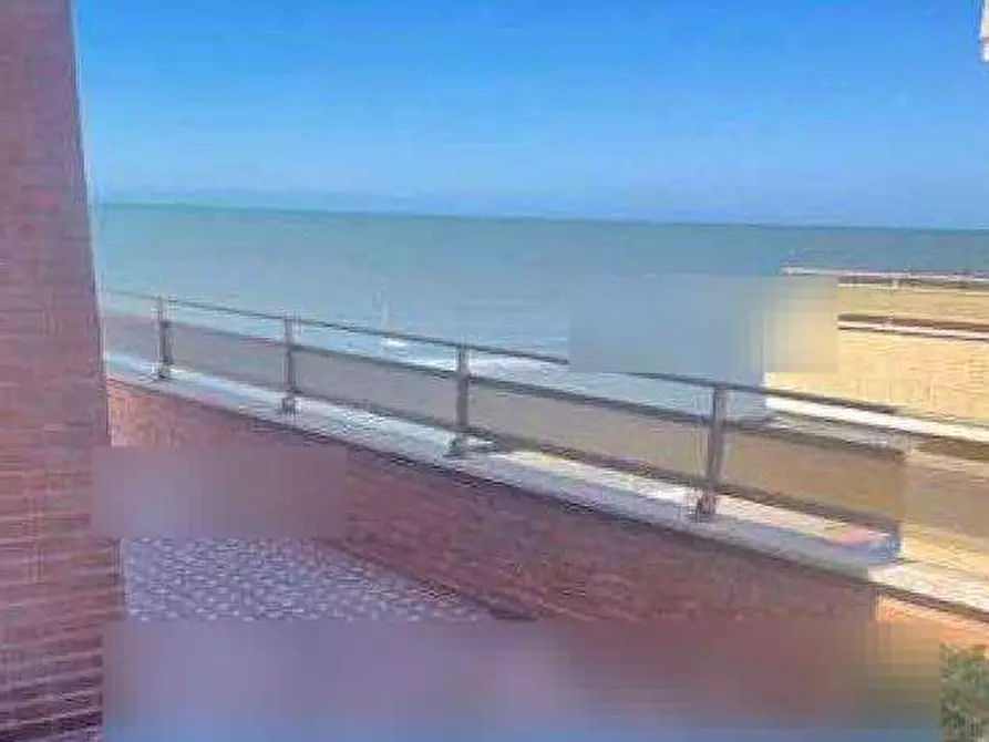 Immagine 21 di Appartamento in vendita  in Lungomare Duca degli Abruzzi a Roma